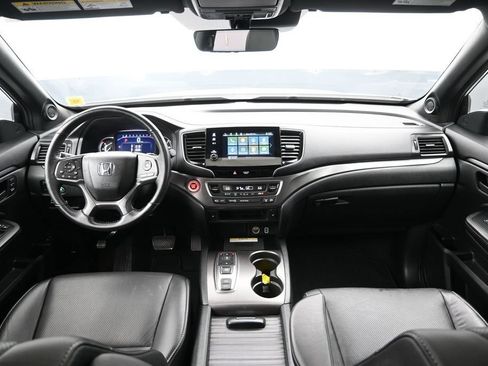 Certified 2023 Honda Passport EX-L image 28