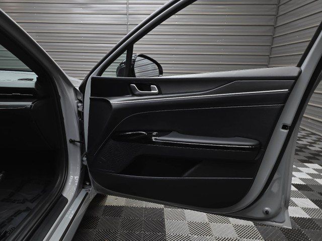 Used 2025 Kia K5 GT-Line AWD/4WD image 33