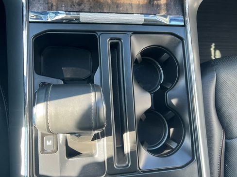 Used 2021 Ford F150 Lariat image 32