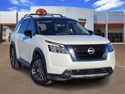 Used 2023 Nissan Pathfinder SL w/ SL Premium Package