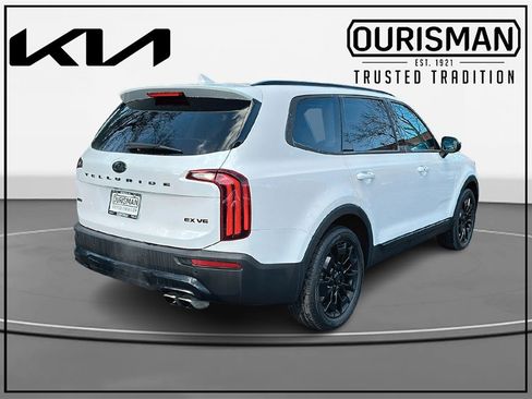Used 2021 Kia Telluride EX w/ EX Premium Package image 4