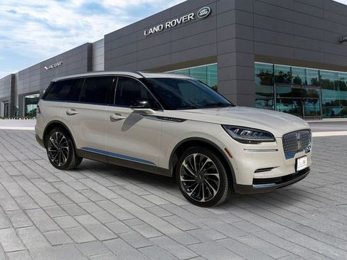 Used 2022 Lincoln Aviator Reserve w/ Equipment Group 201A RWD image 7
