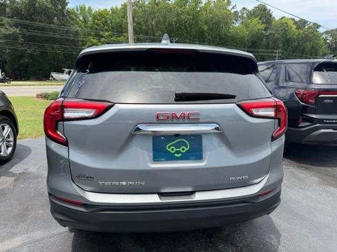 Certified 2024 GMC Terrain SLE AWD/4WD image 5