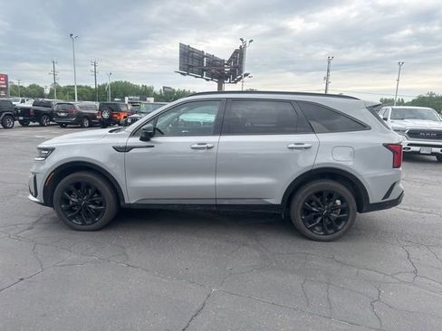 Used 2022 Kia Sorento SX AWD/4WD image 9