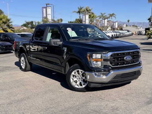 Used 2023 Ford F150 XLT image 2