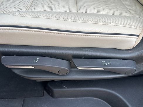 Used 2021 Cadillac Escalade Sport w/ Driver Assist Tech Package image 34