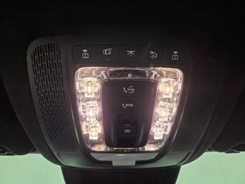 Used 2025 Mercedes-Benz GLS 63 AMG 4MATIC image 14
