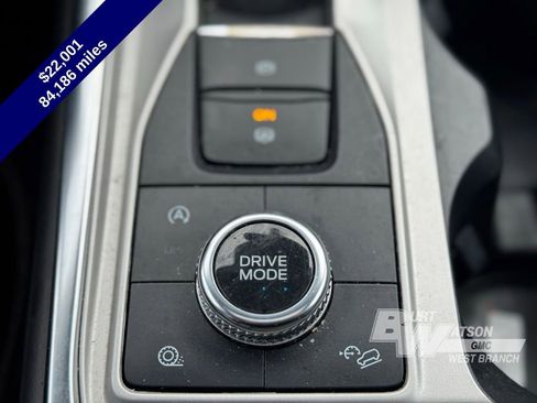 Used 2021 Ford Explorer XLT w/ Equipment Group 202A image 21