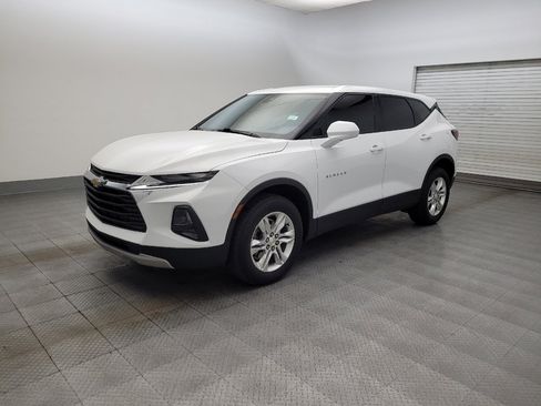 Used 2022 Chevrolet Blazer LT image 2