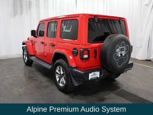 Used 2020 Jeep Wrangler Unlimited Sahara w/ Uconnect 4C Nav & Sound Group AWD/4WD image 5