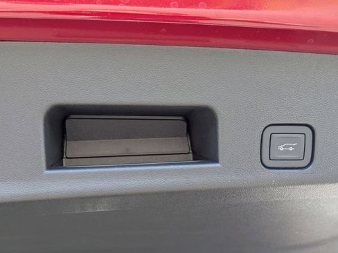New 2026 GMC Acadia Denali Ultimate AWD/4WD image 34