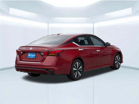 Used 2021 Nissan Altima 2.5 SV FWD image 6