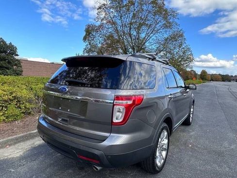 Used 2011 Ford Explorer Limited w/ 302A Rapid Spec Order Code FWD image 9