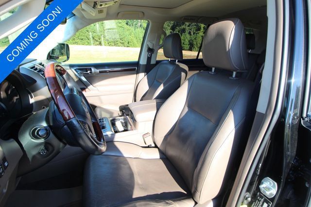 Used 2014 Lexus GX 460 w/ Premium Package AWD/4WD image 3