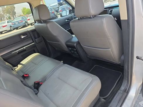 Used 2017 Ford Flex SEL w/ Equipment Group 202A FWD image 17
