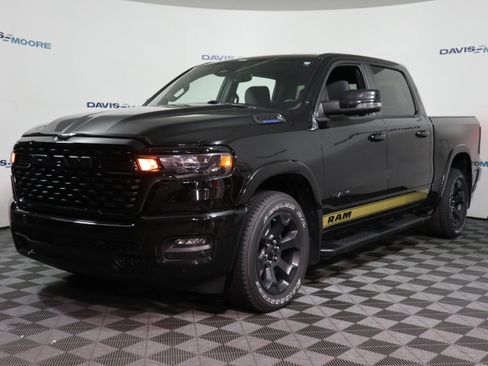 Used 2025 RAM 1500 Big Horn AWD/4WD image 8