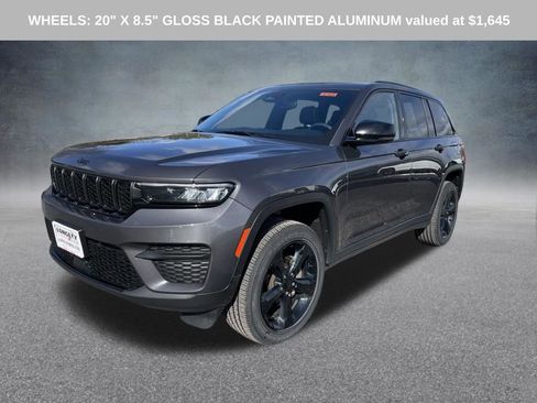 Used 2023 Jeep Grand Cherokee Altitude image 4