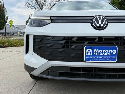 Used 2026 Volkswagen Tiguan SE w/ Panoramic Sunroof Package AWD/4WD image 5