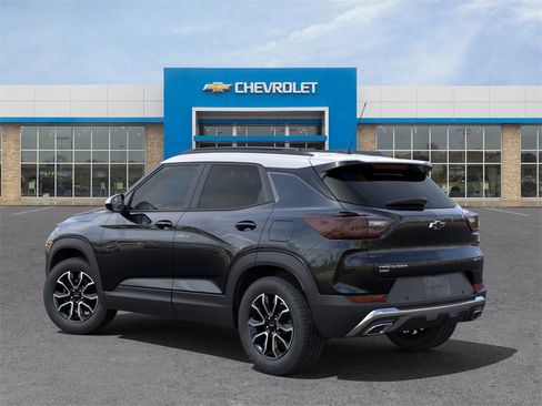 New 2025 Chevrolet TrailBlazer ACTIV w/ Convenience Package image 3