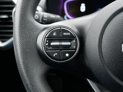 Certified 2024 Kia Soul LX w/ Option Group 015 image 30