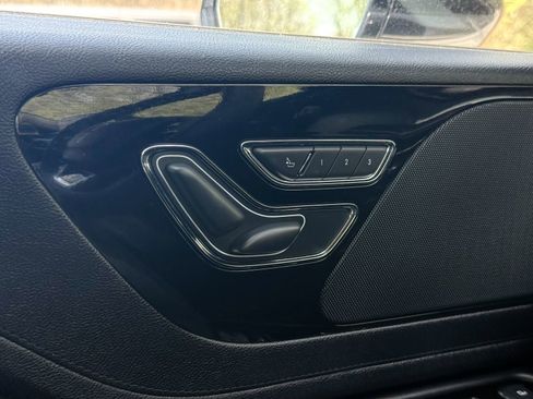 Used 2022 Lincoln Aviator AWD w/ Premium Package image 32