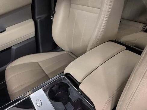 Used 2022 Land Rover Range Rover Velar R-Dynamic S AWD/4WD image 33