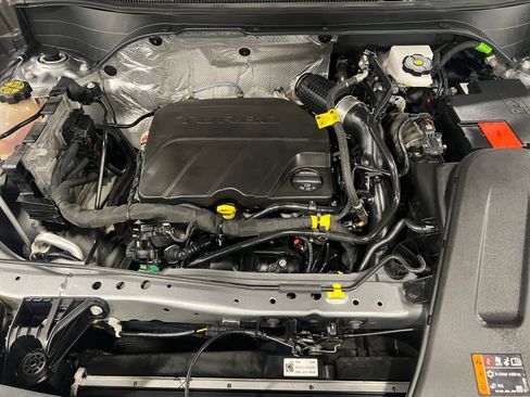 Used 2024 Chevrolet Trax LS FWD image 8