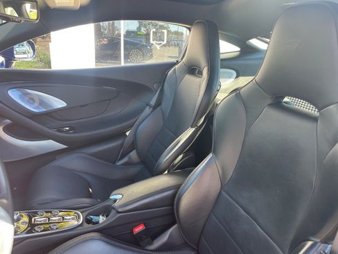 Used 2020 McLaren GT image 13