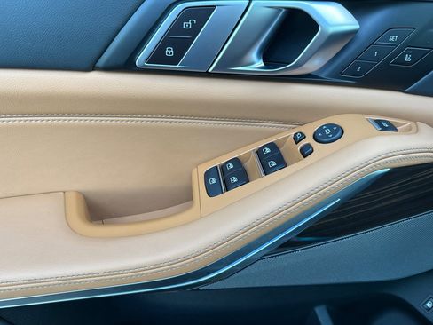 Certified 2024 BMW X5 xDrive50e w/ Premium Package image 12