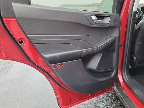 Certified 2022 Ford Escape Titanium w/ Titanium Elite Package image 10