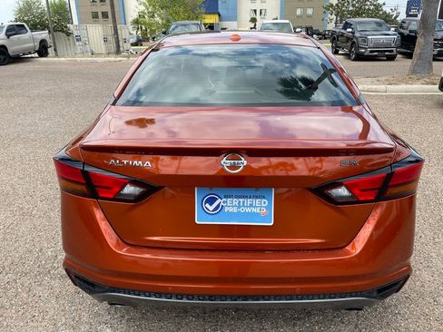 Used 2020 Nissan Altima 2.5 SR w/ Premium Package image 5