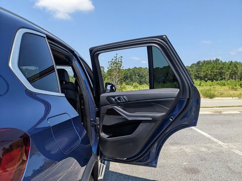 Used 2023 BMW X5 xDrive45e image 56