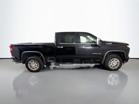 Used 2023 Chevrolet Silverado 2500 High Country w/ Z71 Off-Road Package AWD/4WD image 9