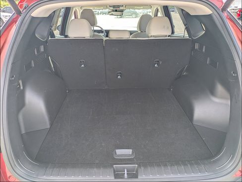 Used 2025 Hyundai Tucson SEL FWD image 11
