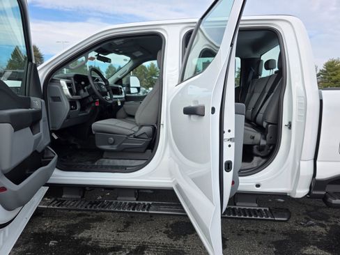 New 2026 Ford F250 XL w/ Snow Plow Prep Package image 9