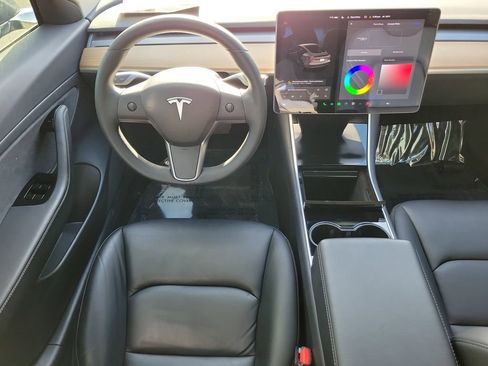 Used 2020 Tesla Model 3 Standard Range Plus image 15