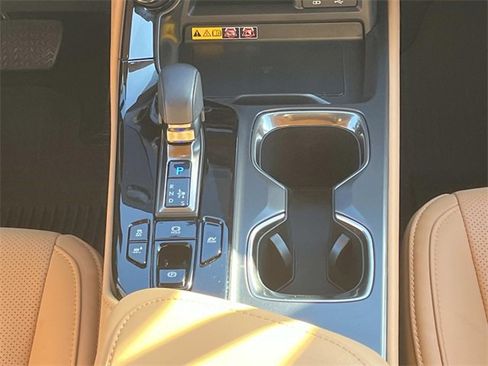 Used 2025 Lexus NX 350h AWD w/ Premium Package image 17