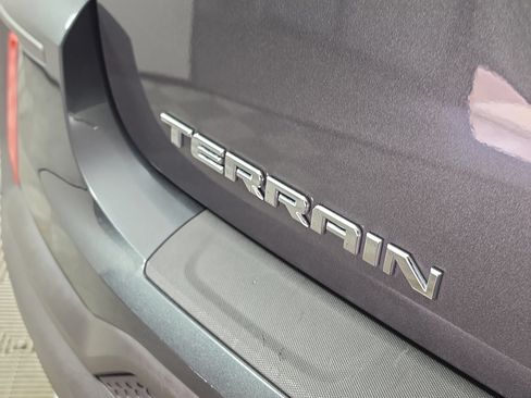 Used 2017 GMC Terrain SLE FWD image 11