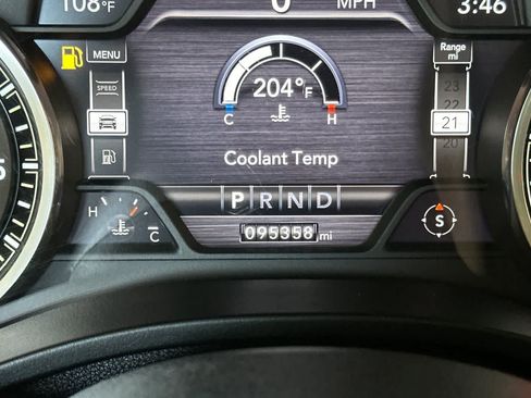Used 2020 RAM 1500 Laramie RWD image 23