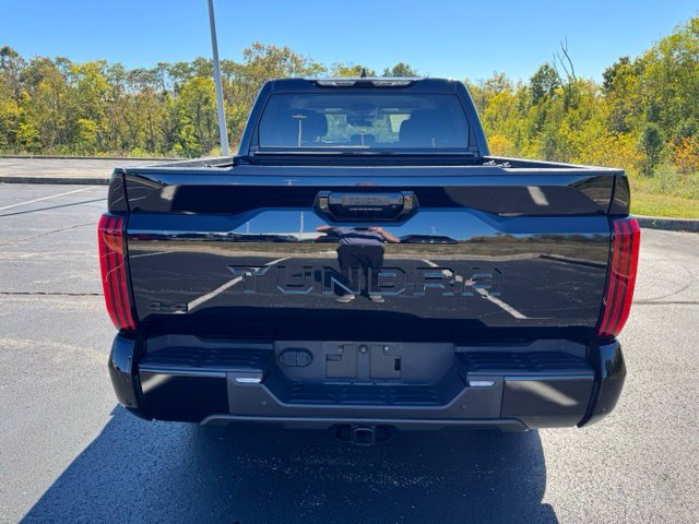 Used 2024 Toyota Tundra SR5 w/ SR5 Convenience Package AWD/4WD image 4