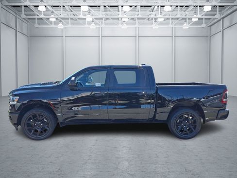 Used 2024 RAM 1500 Laramie AWD/4WD image 2