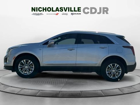 Used 2020 Cadillac XT5 Premium Luxury w/ LPO, Floor Liner Package FWD image 2