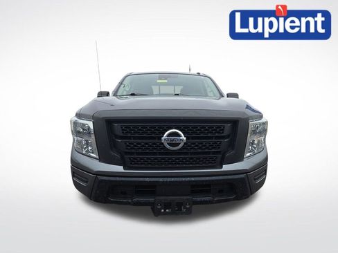 Used 2021 Nissan Titan S AWD/4WD image 10