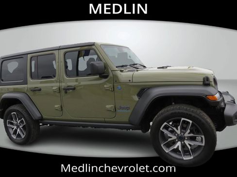 Used 2025 Jeep Wrangler Unlimited Sport S 4xe w/ Convenience Group image 2