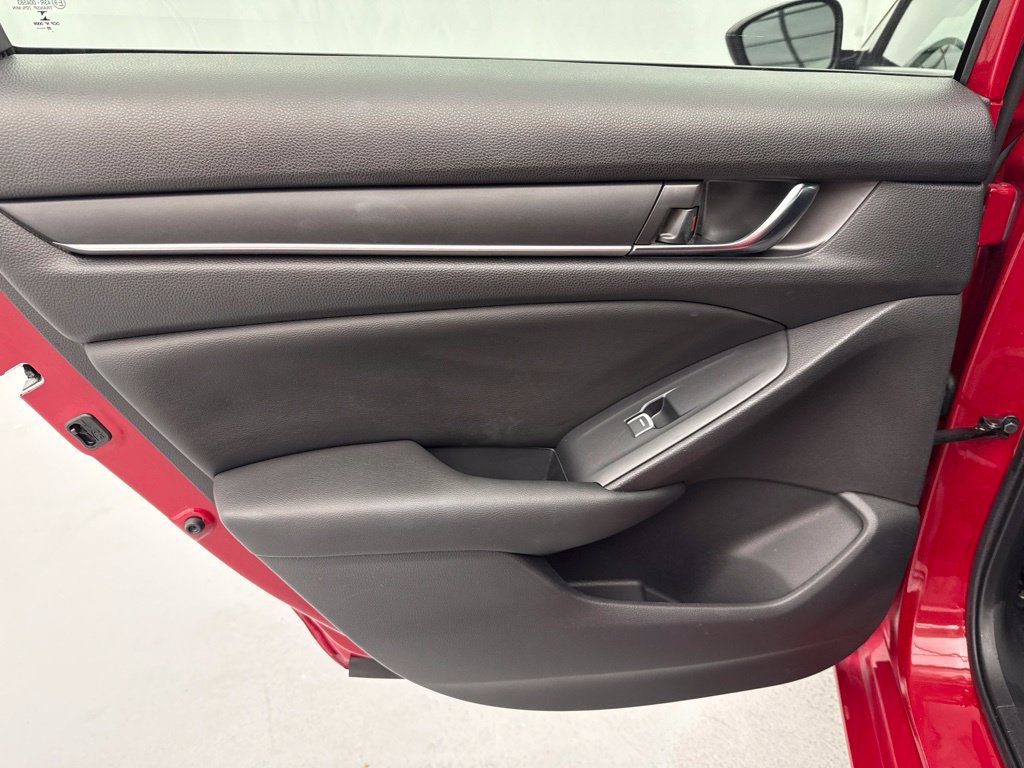 Used 2020 Honda Accord Sport image 14