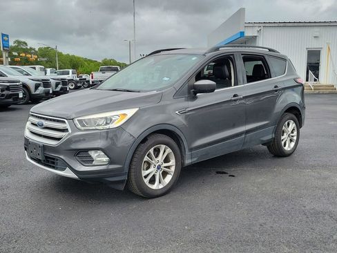 Used 2018 Ford Escape SEL w/ Ford Safe & Smart Package image 2