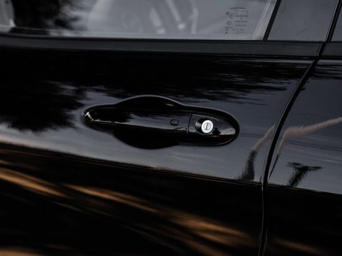 Used 2022 Jeep Cherokee Limited image 53