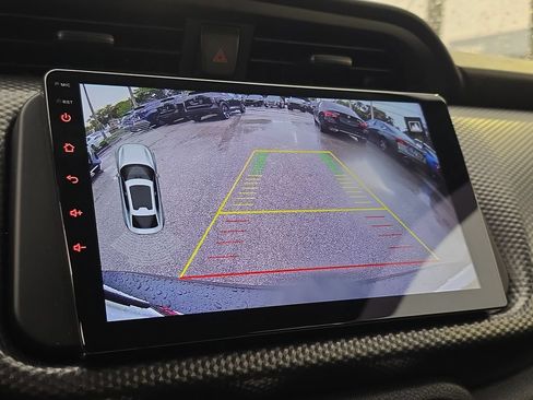 Used 2019 Nissan Kicks S FWD image 31