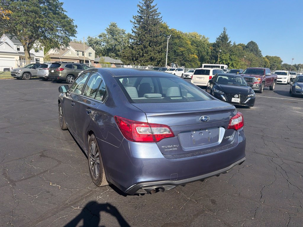 Used 2018 Subaru Legacy 2.5i AWD/4WD image 8