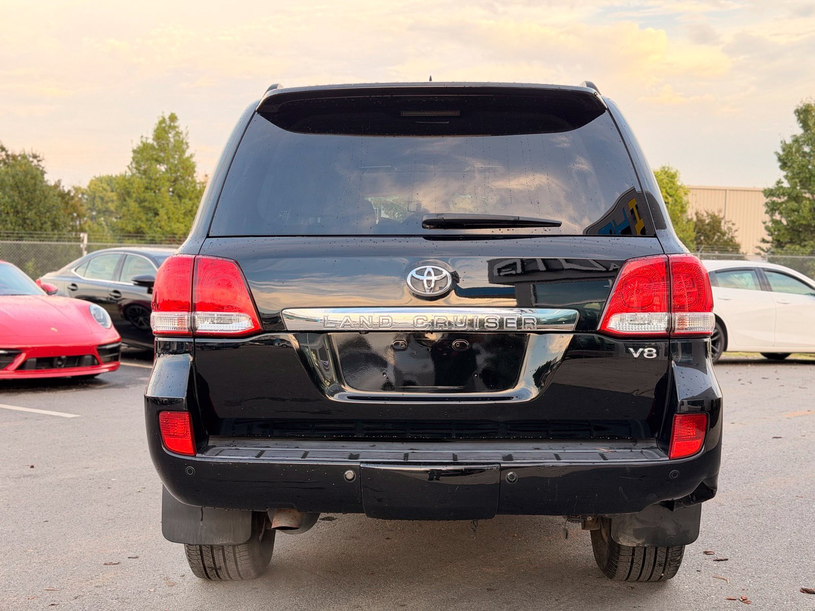 Used 2011 Toyota Land Cruiser w/ Upgrade Pkg AWD/4WD image 8